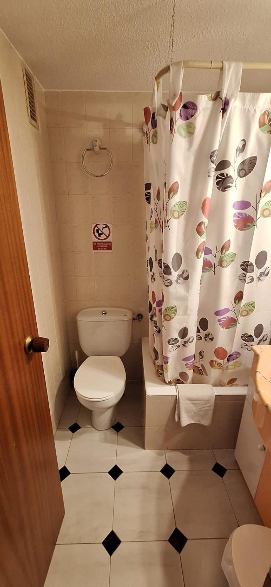 Apartamentos Casa May 1- Centro Benidorm-Solo Mayores De 30 Anos Y Familias 外观 照片