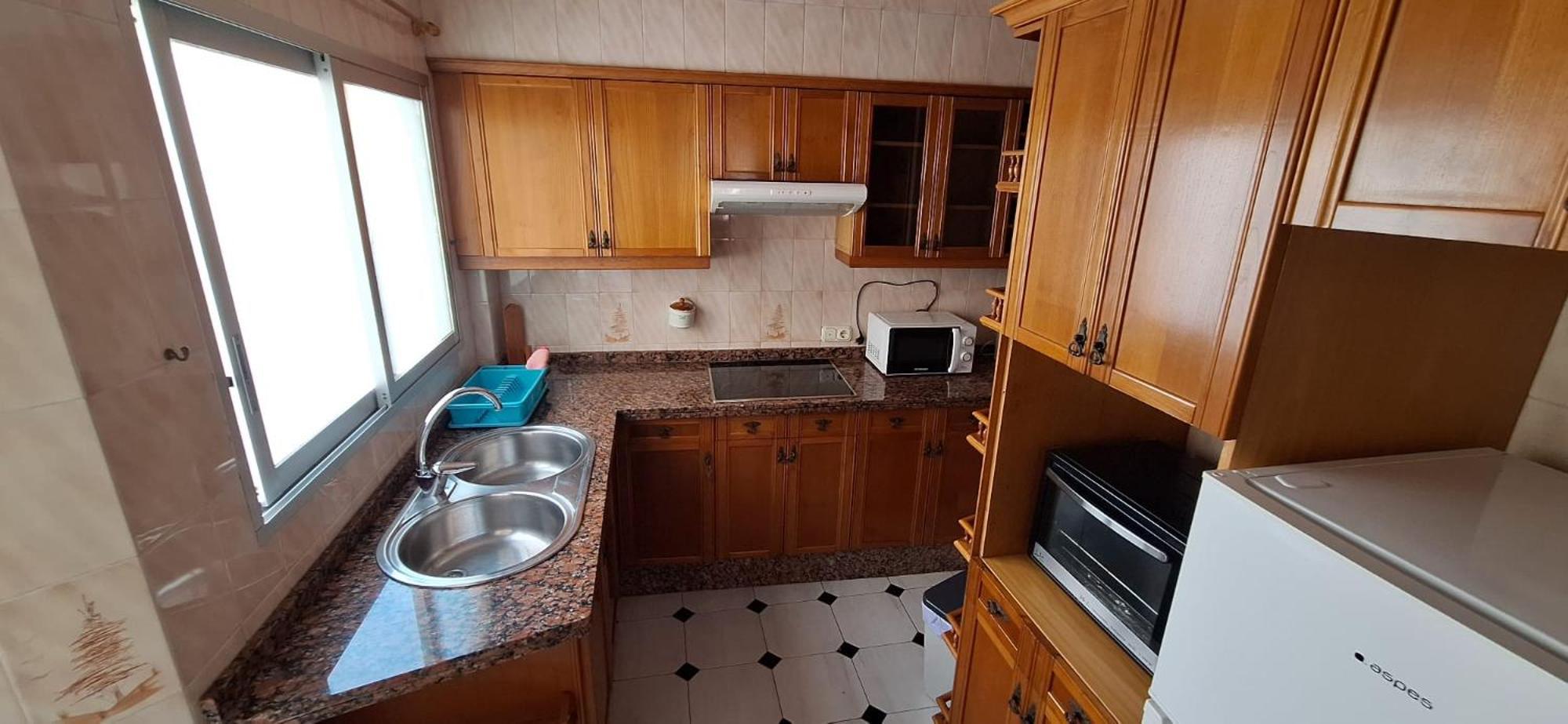 Apartamentos Casa May 1- Centro Benidorm-Solo Mayores De 30 Anos Y Familias 外观 照片
