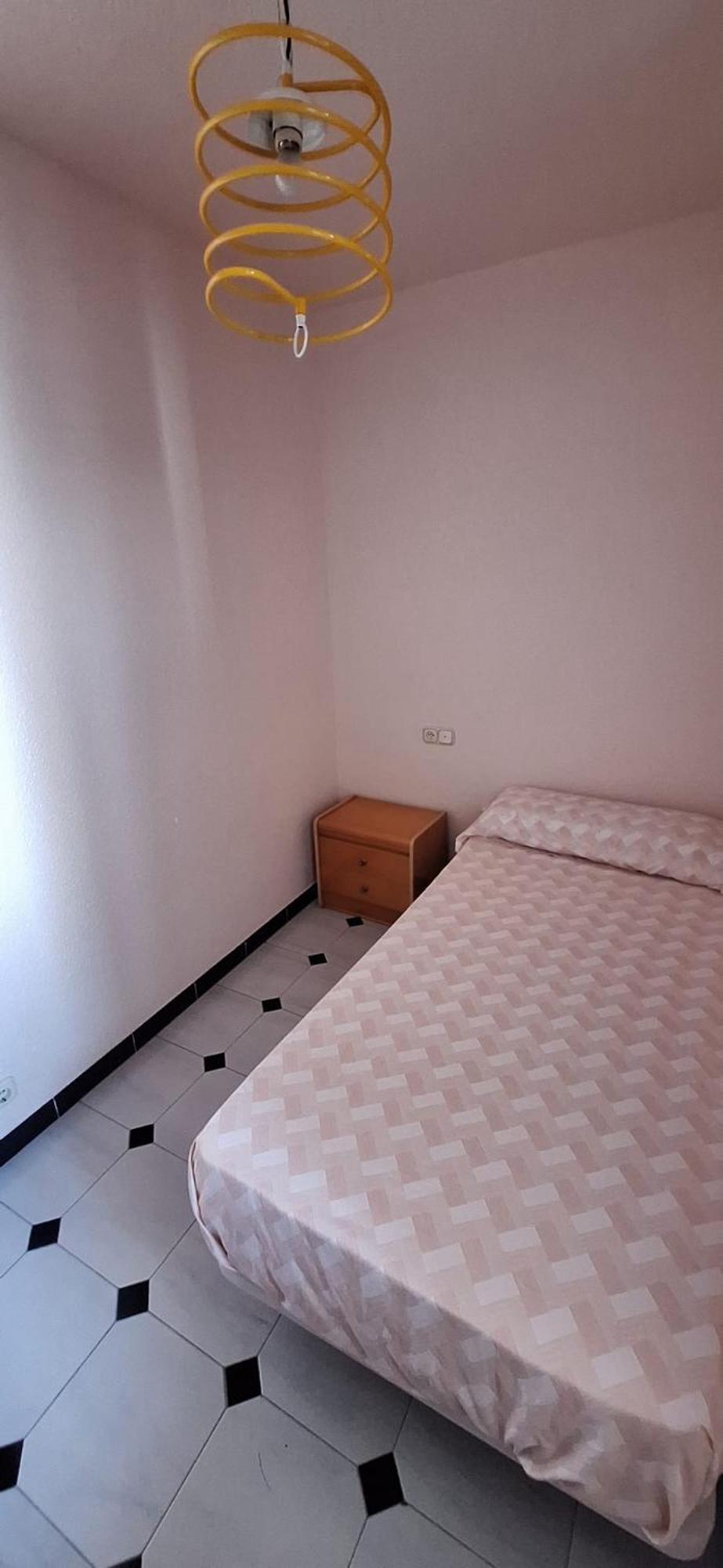 Apartamentos Casa May 1- Centro Benidorm-Solo Mayores De 30 Anos Y Familias 外观 照片