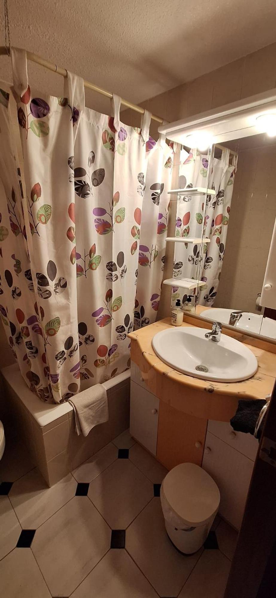 Apartamentos Casa May 1- Centro Benidorm-Solo Mayores De 30 Anos Y Familias 外观 照片